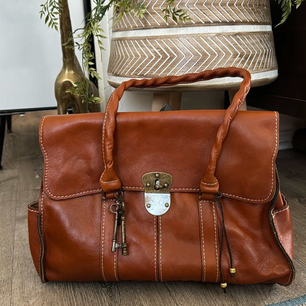 Patricia Nash brown leather purse